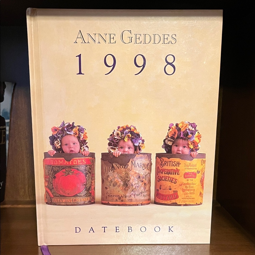 Anne Geddes 1998 Datebook - Purple and Cream Cover